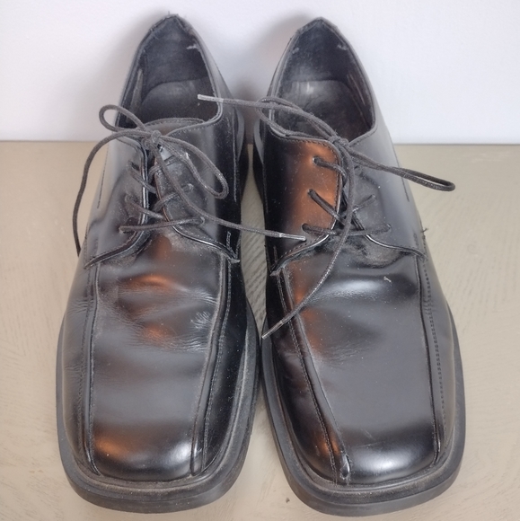 Kenneth Cole Reaction Shoes size 9 - Picture 5 of 5